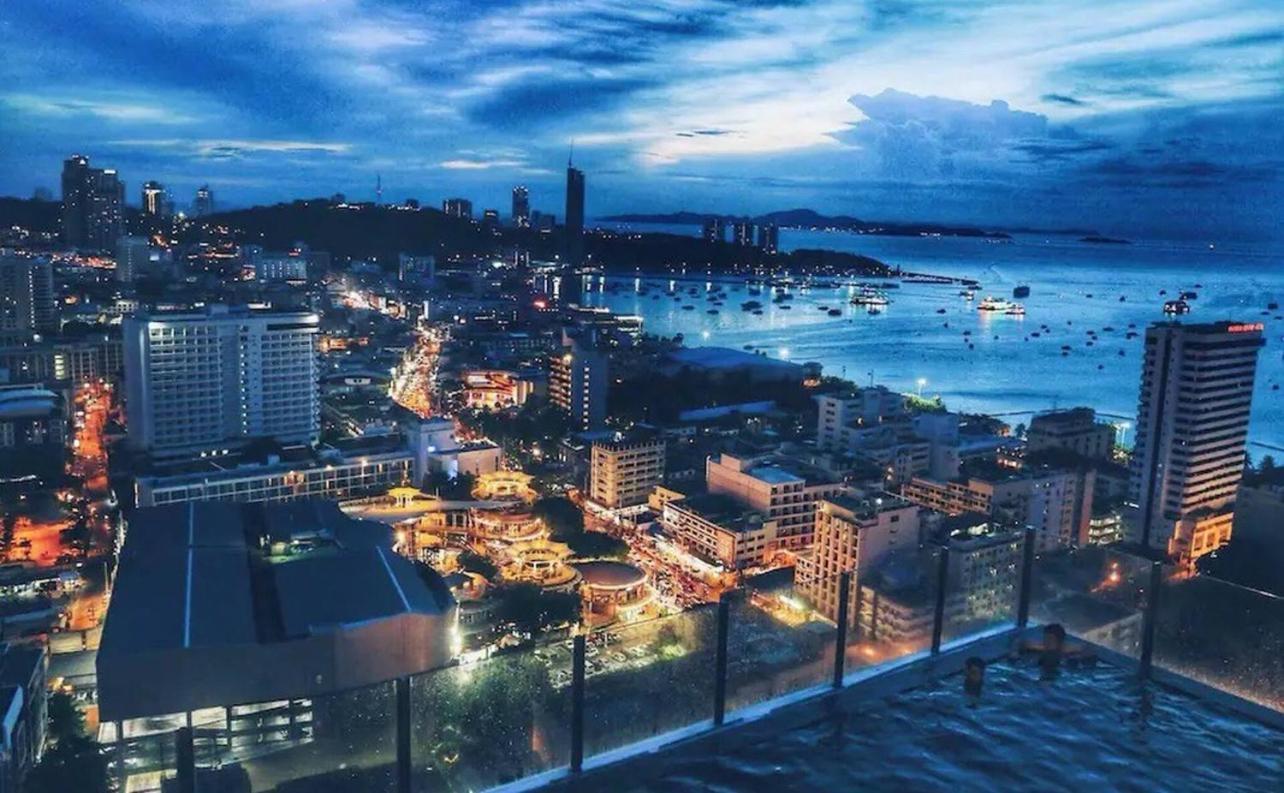 Apartamento The Base Pattaya Exterior foto