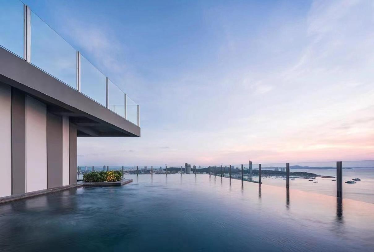 Apartamento The Base Pattaya Exterior foto
