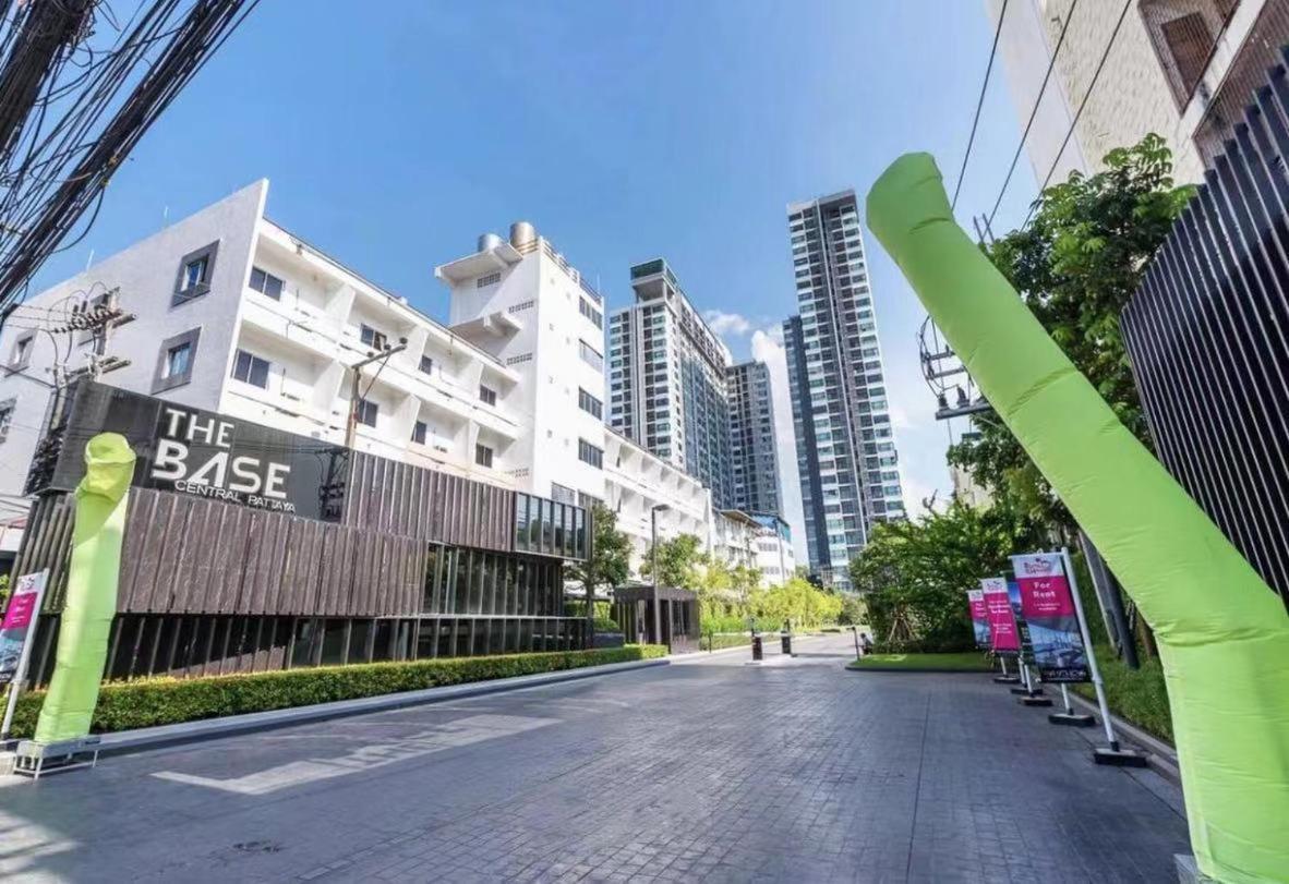 Apartamento The Base Pattaya Exterior foto