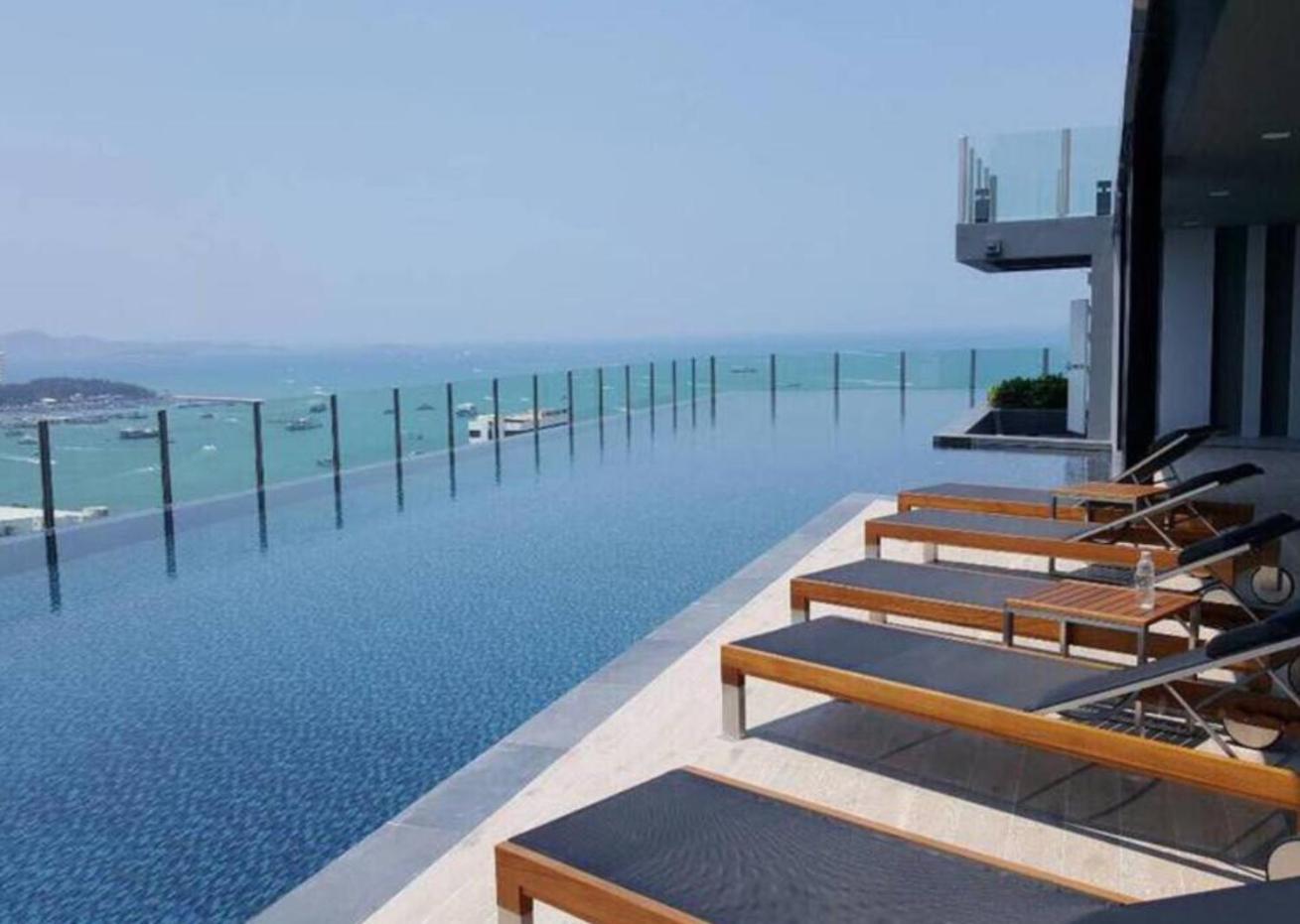 Apartamento The Base Pattaya Exterior foto