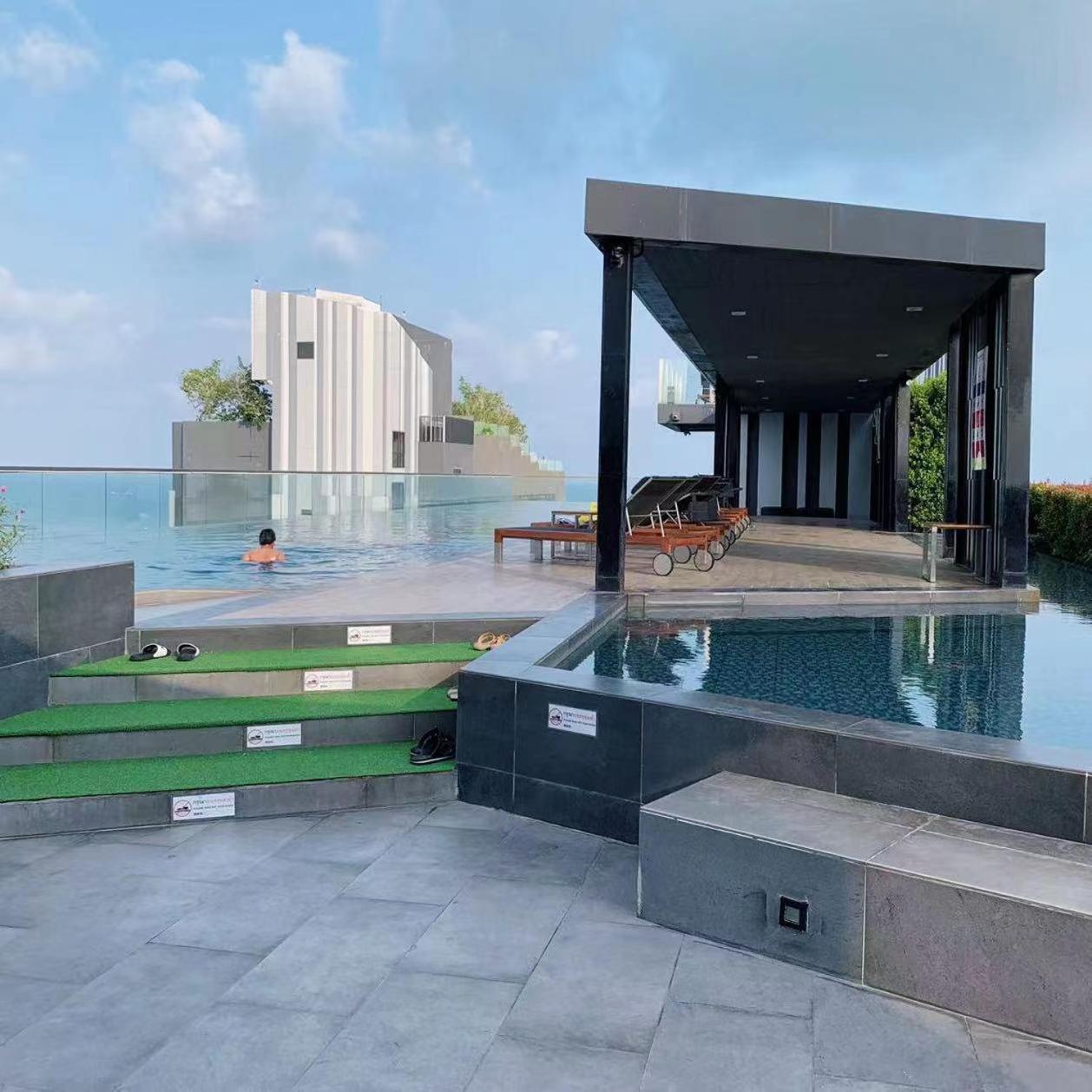 Apartamento The Base Pattaya Exterior foto