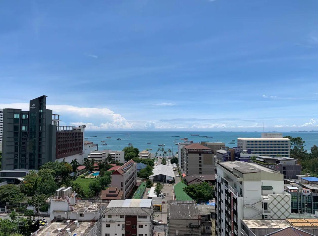 Apartamento The Base Pattaya Exterior foto